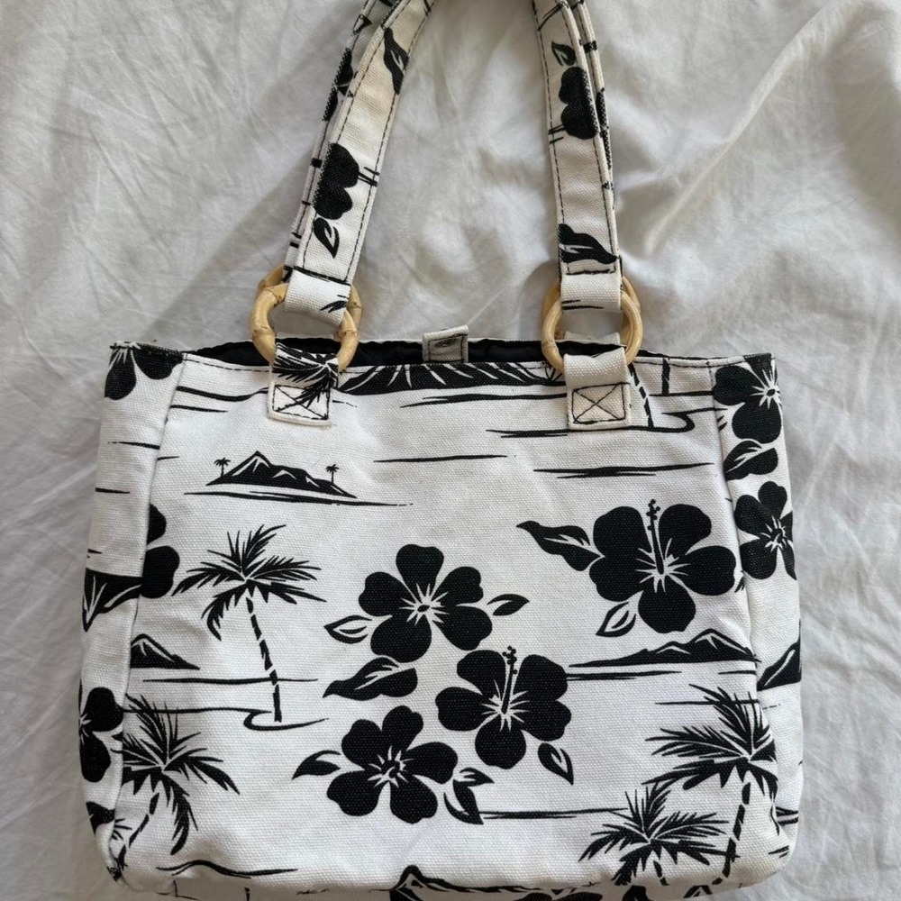 White Black Tropical Floral Print Beach Bag with Bamboo Handles